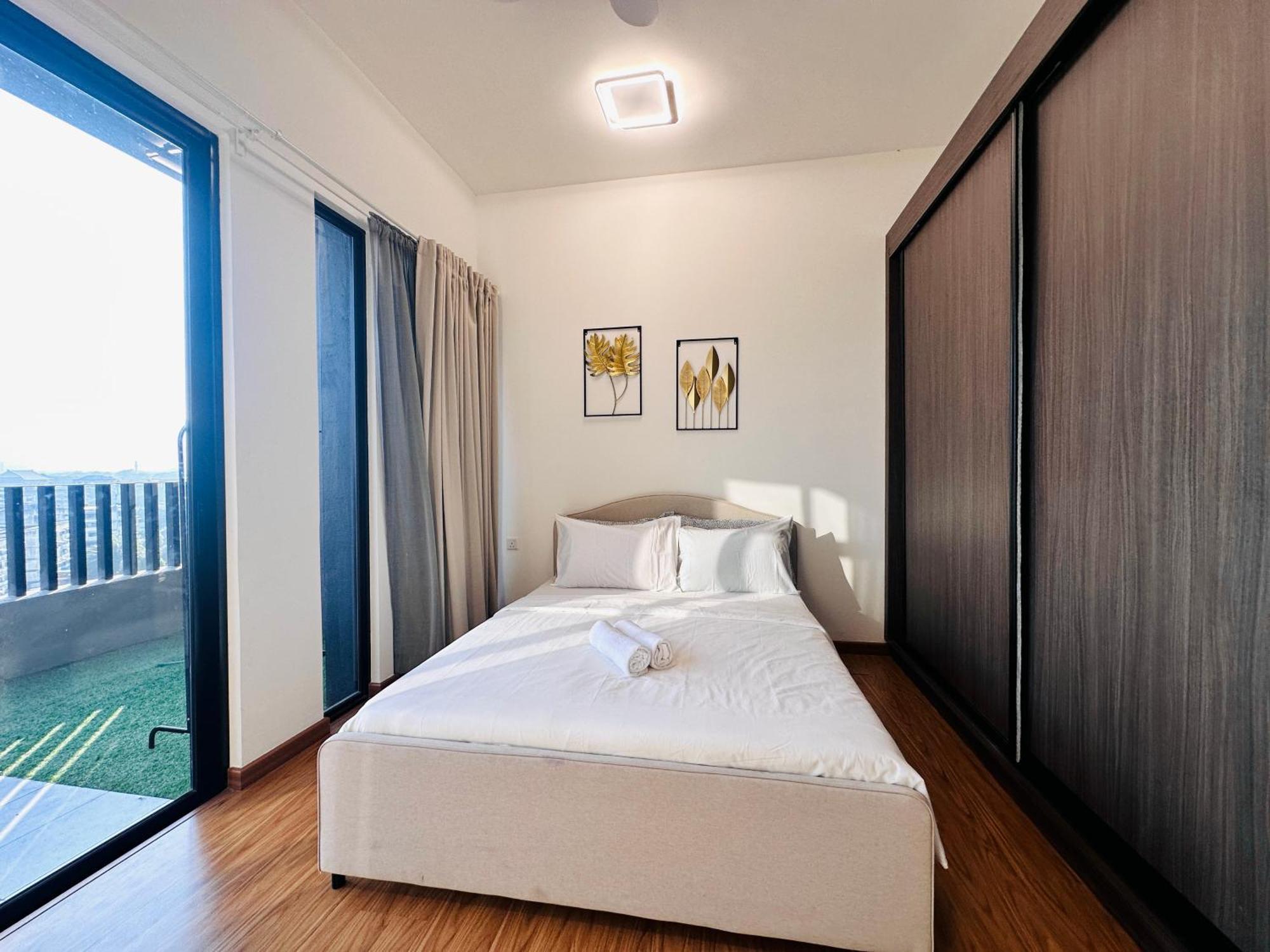 New Georgetown Instagramable 2Br Homestay For 10Pax 无敌美景两房民宿 Beacon Executive Suite Exterior foto